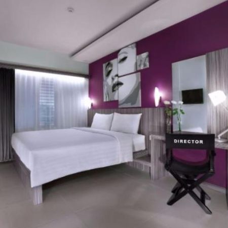 Os Style Hotel Batam Powered By Archipelago Экстерьер фото